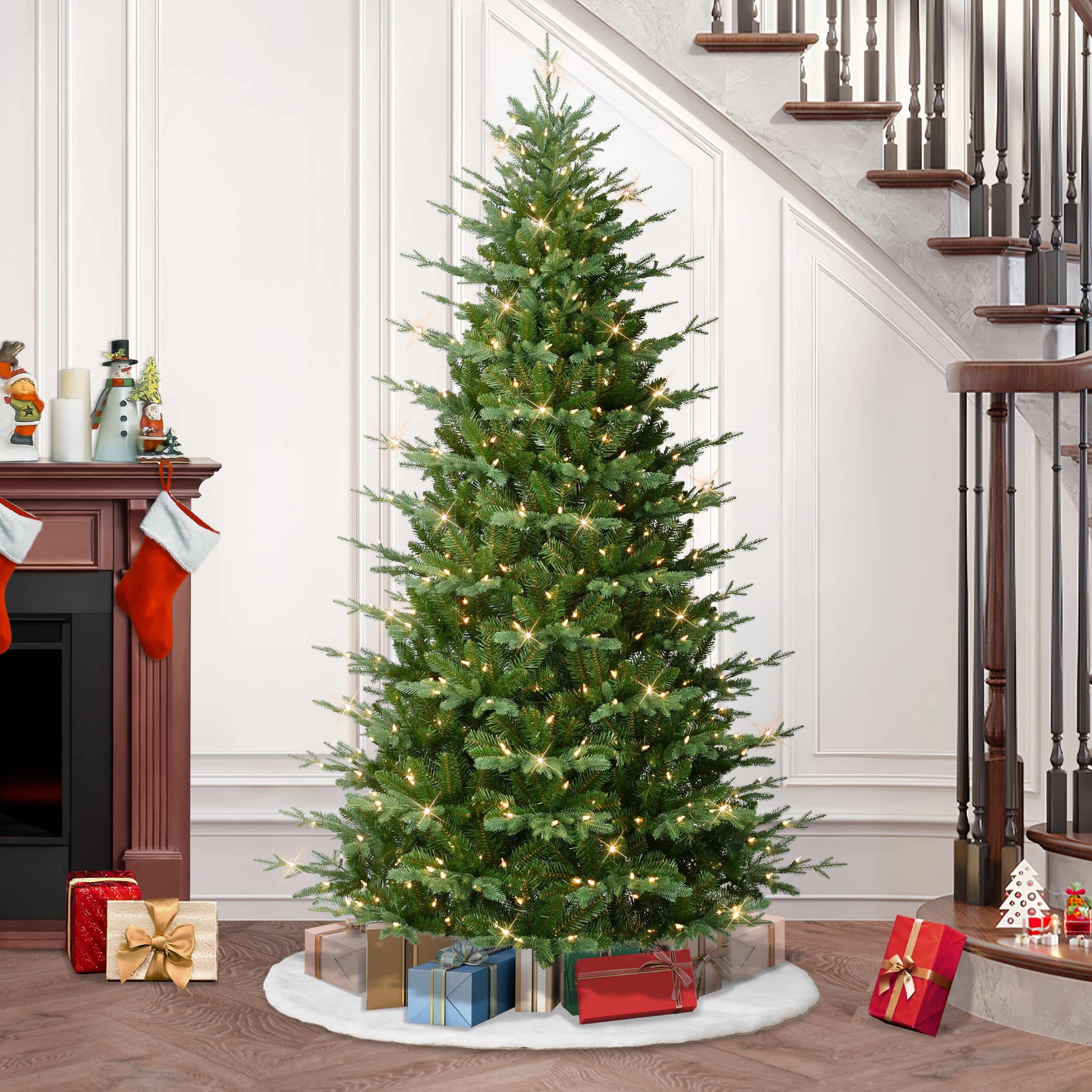 7.5ft Pre-Lit Boulderwood Spruce Tree